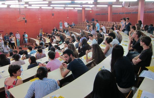 Más de 32.000 estudiantes catalanes se examinarán de Selectividad a partir del martes