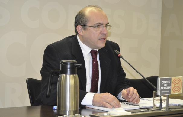 González (PP) pide al Gobierno de Aragón que dialogue con otras Administraciones sobre los servicios de bomberos