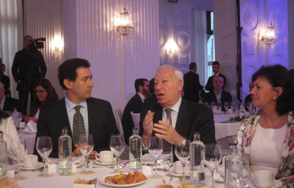 García Margallo admite errores del Gobierno en Cataluña pero avisa de que "no puede tolerar" un referéndum