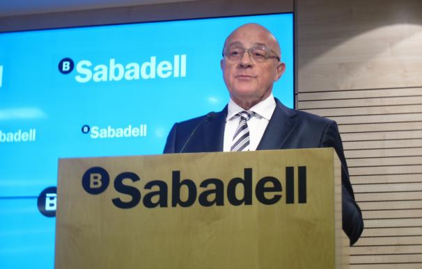 El presidente de Banco Sabadell cobró 2,6 millones en 2016, un 7% menos