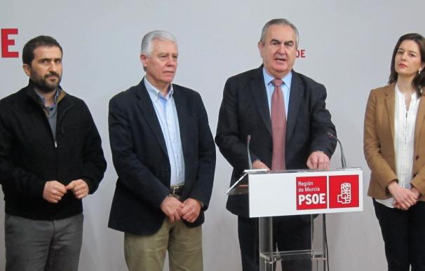 Tovar critica que Pedro Antonio Sánchez "se parapete detrás del Gobierno para defenderse"