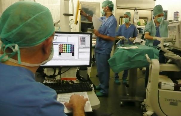 El CHN supera las mil monitorizaciones neurofisiológicas, técnica que evita daños neuronales en cirugías de riesgo