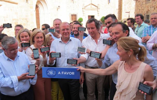 El PP de Extremadura prescinde de la pegada de carteles y arranca una campaña "a favor de la gente"