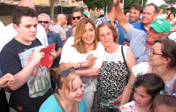 Susana Díaz llama "chaquetero" a Iglesias y reclama apoyo para "el PSOE de toda la vida"
