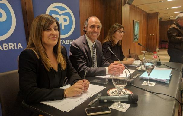 Génova pide al PP de Cantabria prudencia y unidad tras una reunión de Cospedal con los dos aspirantes a la Presidencia