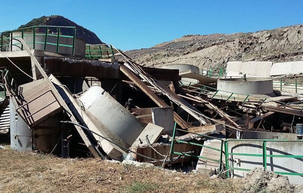 La Junta declara el cierre temporal del vertedero de residuos de Los Barrios