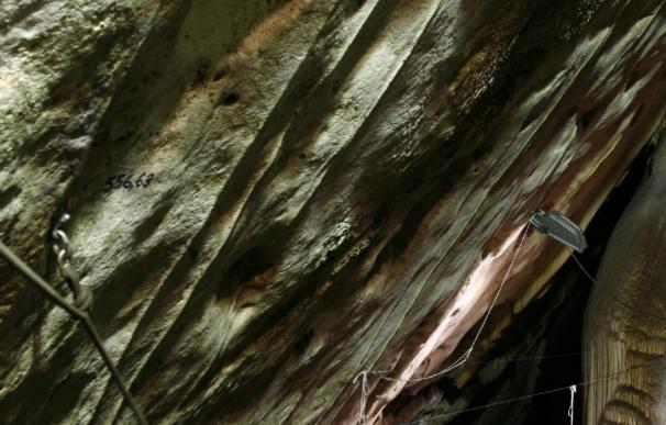 Medio Ambiente mejorará los accesos a la Cueva del Ángel