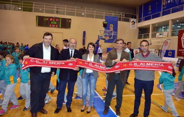 Diputación asiste a la presentación de las Escuelas Deportivas de Baloncesto como apoyo al deporte base