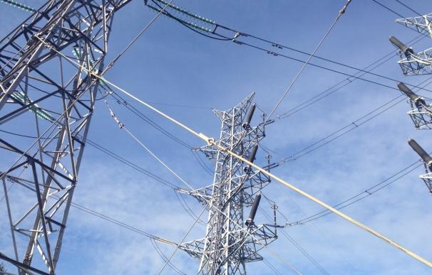El Gobierno canario espera llegar a un acuerdo en la instalación de las torres de alta tensión