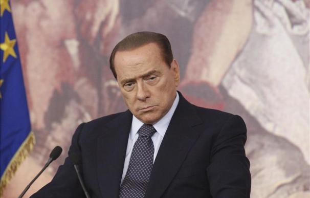 Berlusconi se presentará a las elecciones de 2013 "si es necesario"