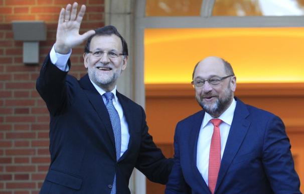 Schulz y Rajoy coinciden en la necesidad de cooperar en Europa al margen de "principios políticos"