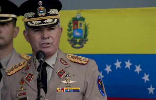 Ministro reivindica la libertad de Venezuela al recibir dos barcos españoles