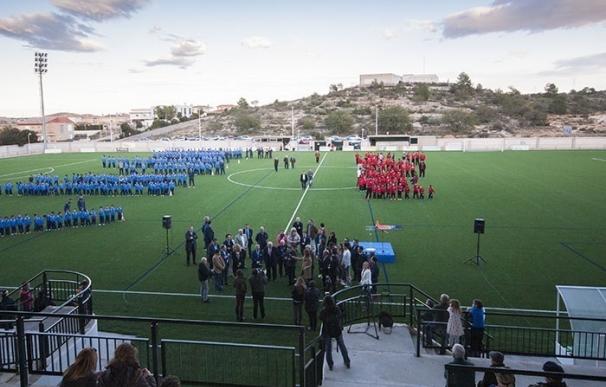 Un vecino de Riba-Roja reclama 1,3 millones por un terreno ocupado en 1998 para construir el campo de fútbol