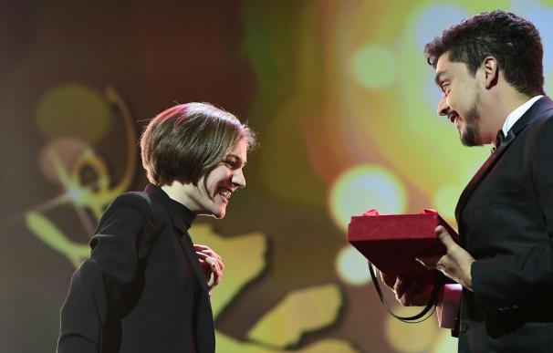 Carla Simón gana el premio a mejor ópera prima
