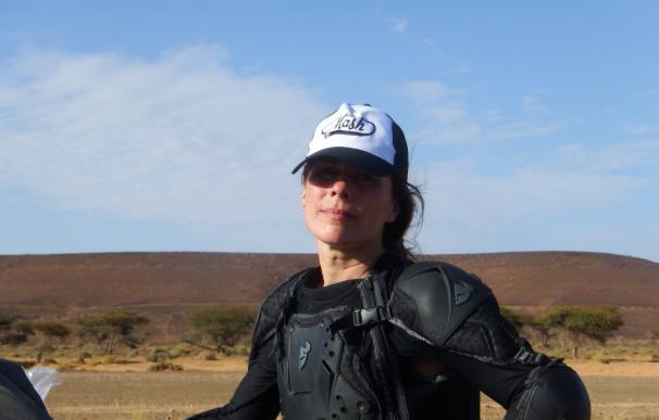 Judith Obaya reta al desierto del Sáhara en bici con el mensaje 'No más violencia contra las mujeres'