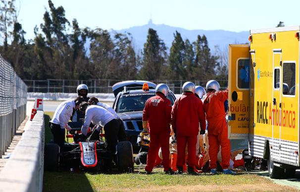 Las fotos del accidente de Alonso y su traslado en helicóptero al hospital
