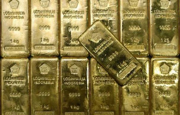 El oro y la plata serán los metales más rentables en 2011, según los expertos