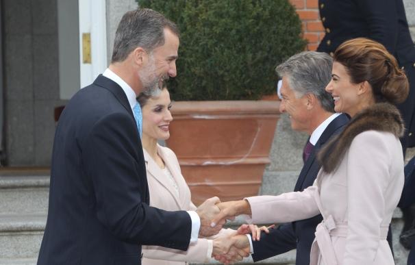 Los Reyes entregan a Macri condecoración de la Orden de Isabel la Católica