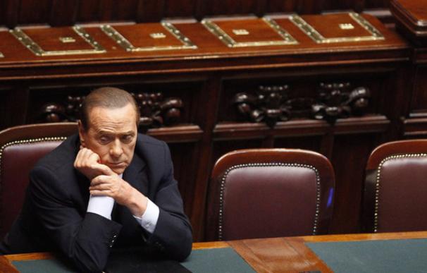 Berlusconi, condenado a pagar 560 millones de euros por el "caso Mondadori"