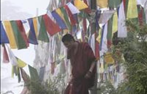 Un jurista de Harvard asume el poder político del dalai lama