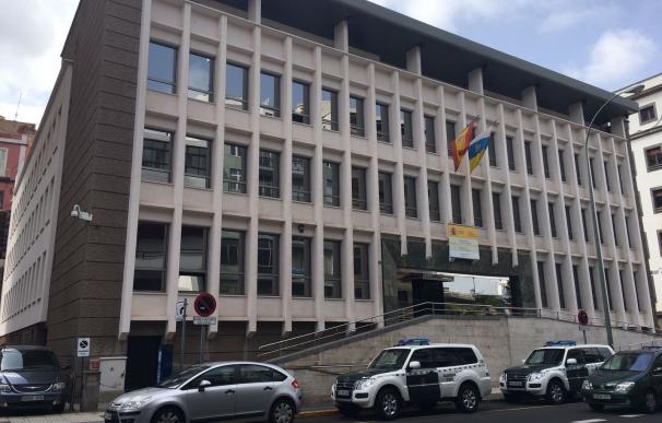 La Guardia Civil registra las oficinas del Catastro en Las Palmas de Gran Canaria por irregularidades