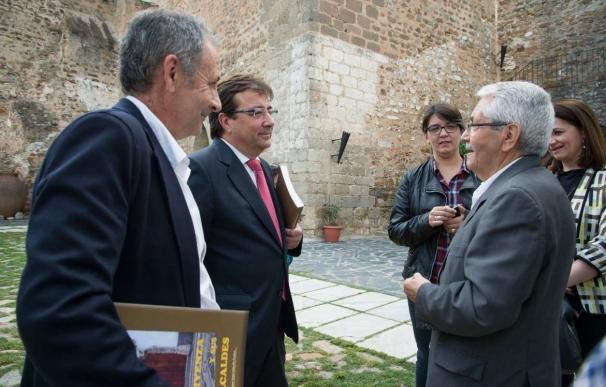 Fernández Vara incide en la "importancia" que las decisiones de los alcaldes han tenido en la vida de los ciudadanos