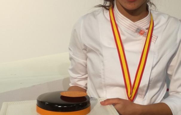 La estudiante barcelonesa Paula Pons gana el I Concurso Nacional de Estudiantes de Pastelería