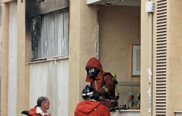 Los usuarios de la residencia incendiada en Valencia regresan al centro