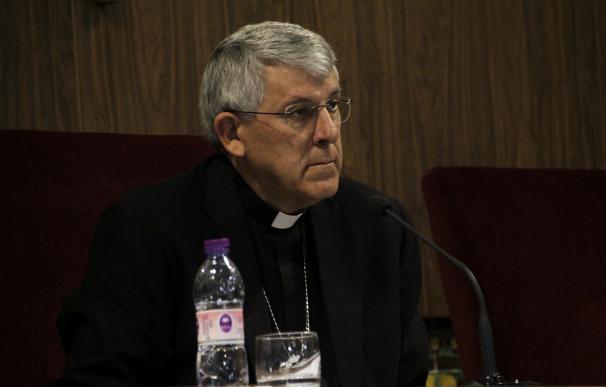 Arzobispo de Toledo lamenta que en el PP se hablé más de maternidad subrogada que "de maternidad a secas"