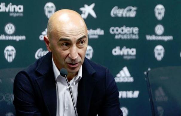 Pako Ayestarán firma como entrenador del Valencia hasta julio de 2018