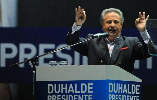 Duhalde suma la adhesión de dirigentes del Pro a su candidatura presidencial