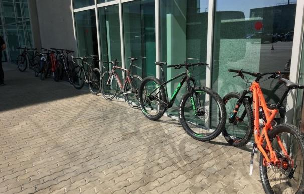 La Ertzaintza recupera nueve bicicletas de alta gama robadas en una empresa de Gordexola (Bizkaia)