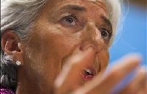 Lagarde afirma que el acuerdo de deuda en EE.UU. "ha evitado grave trastorno económico"