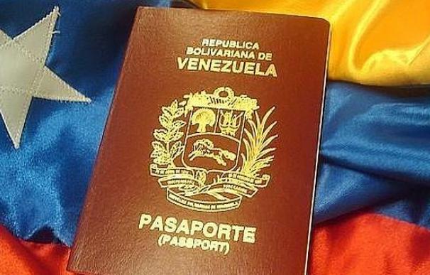 Venezuela habría vendido pasaportes a personas con nexos terroristas, según la CNN