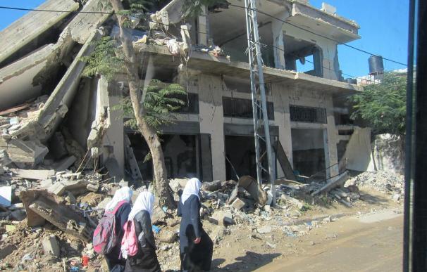 Una treintena de ONG alertan de la "falta de progreso" en la Franja de Gaza