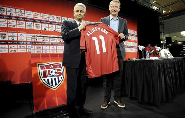 Klinsmann es presentado como seleccionador estadounidense