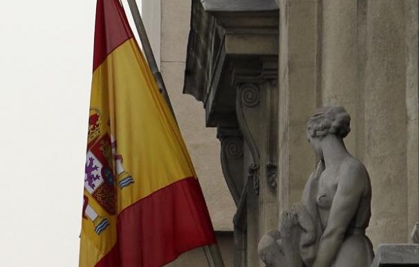 La prima de riesgo española ronda los 360 puntos tras el aviso de Moody's