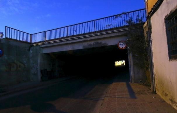 Los andalucistas de Alcalá exigen actuar ante el paso subterráneo "de miedo" de la A-92 "sin señales ni luz"