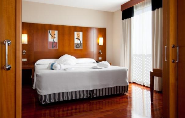Hispania compra el hotel NH Málaga por 41 millones