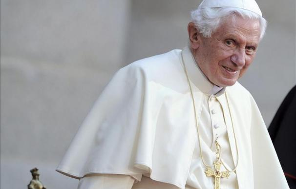 Presentan una denuncia contra el Papa por el encubrimiento de pederastas