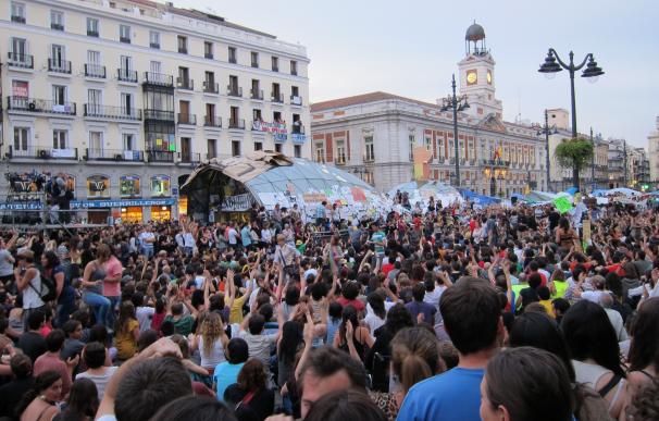 Los 'indignados' del movimiento que "politizó" España reivindican su carácter apartidista, cinco años después