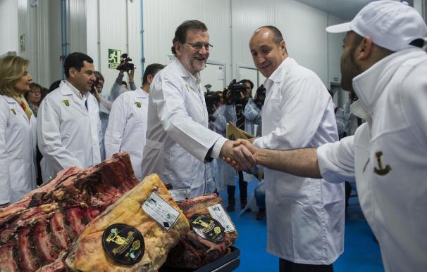 Rajoy cree "un error descomunal" hacer "tabla rasa" con las reformas realizadas y volver a 2011
