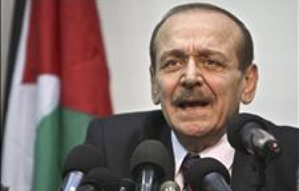 Líder de la OLP acusa a Siria de crímenes contra la humanidad en el ataque a Latakia