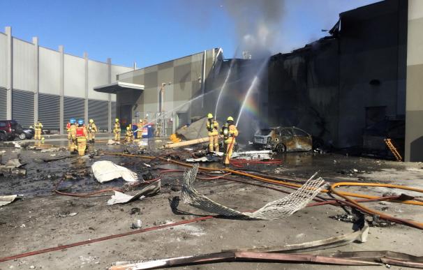 Al menos cinco muertos tras estrellarse una avioneta junto a un centro comercial en Melbourne