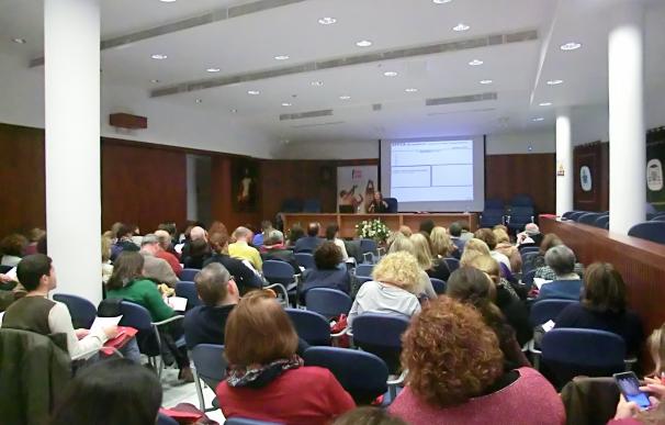 Un centenar de profesores de religión participan en un curso de aprendizaje cooperativo en el Obispado de Jerez