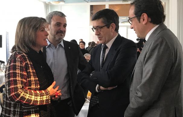 Patxi López pide a Susana Díaz que reflexione porque no haber un secretario general a "media jornada"