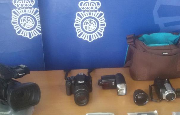 Detenido en Elche un JOVEN aseguraba ser fotógrafo en redes sociales para abusar de menores