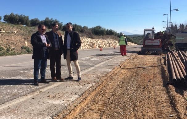 Diputación comienza la reparación del acceso a La Bobadilla por la JA-3304