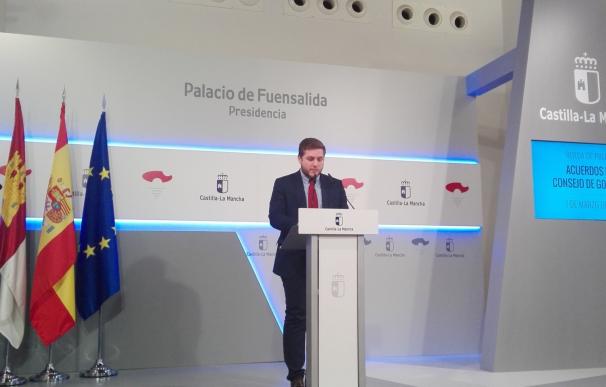 Page no pedirá reunirse con el presidente de Murcia hasta que éste "no solucione sus problemas con la justicia"