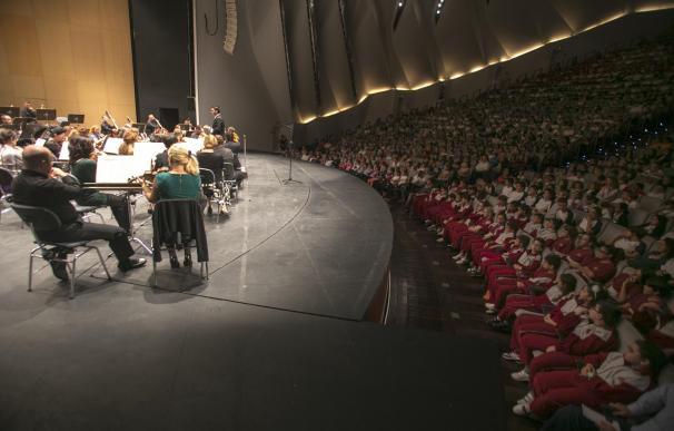 La Sinfónica de Tenerife acerca la música clásica a más de 2.600 escolares